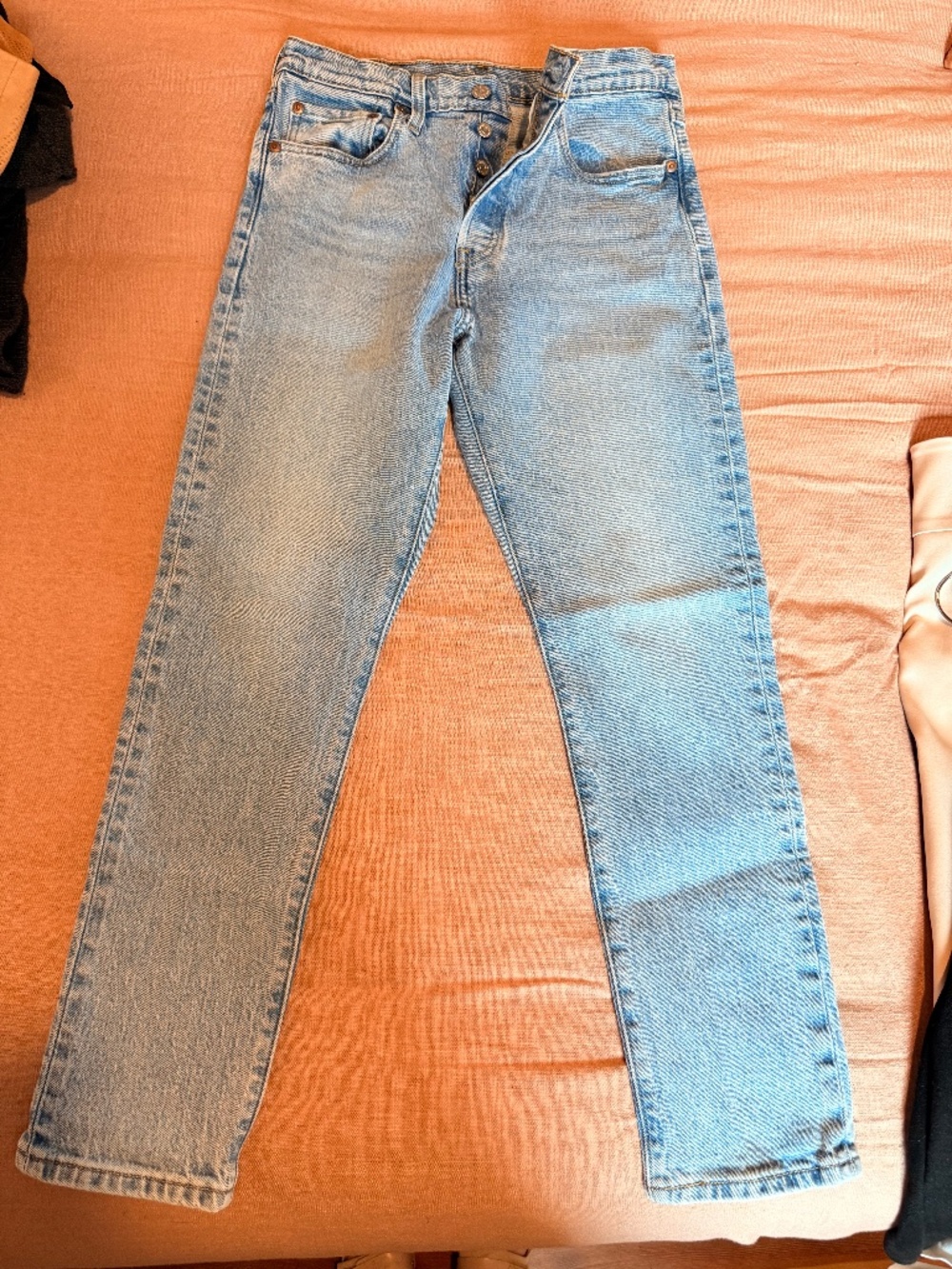 Womens skinny Levi 501 light wash